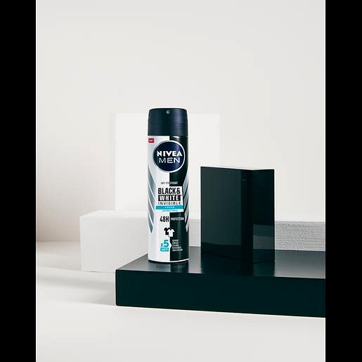 Izzadásgátló NIVEA Men Black & White Invisible Fresh Izzadásgátló spray 2 × 150 ml ...