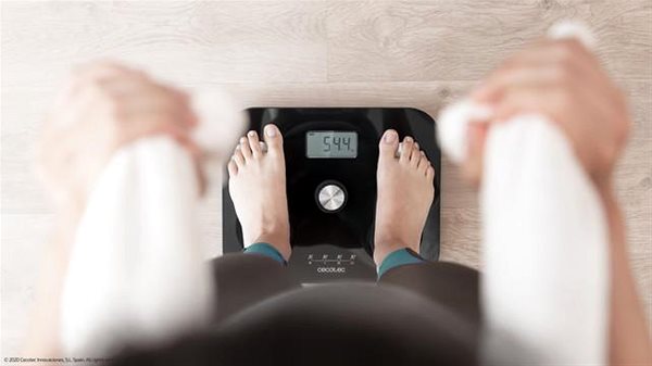Cecotec 4253 Surface Precision EcoPowe bathroom scale.