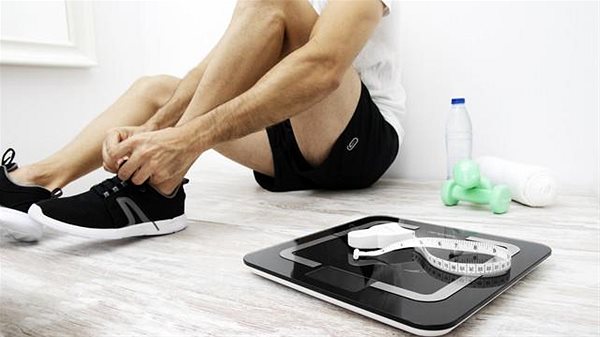Cecotec 4090 Surface Precision 9500 personal scale.