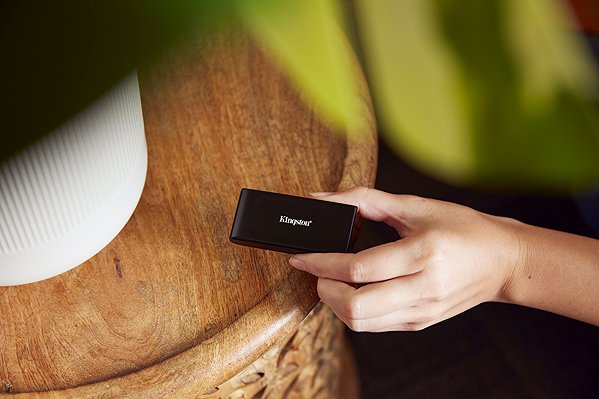 External Hard Drive Kingston XS1000 SSD 2TB ...