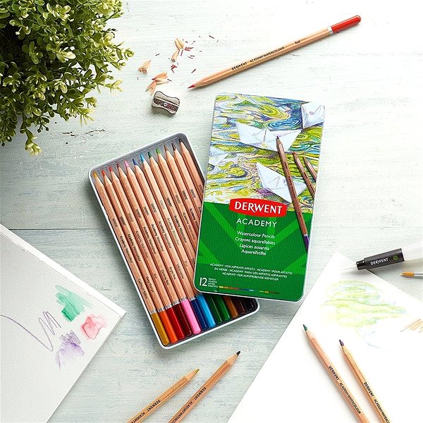 Pastelky DERWENT Academy Watercolour Pencils Tin v plechovej škatuľke, šesťhranné, 12 farieb Lifestyle