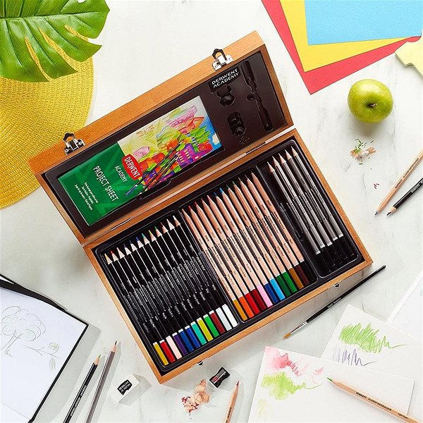 Pastelky DERWENT Academy Wooden Gift Box, drevený darčekový kufrík, výtvarná sada pasteliek a ceruziek, 30 ks Lifestyle