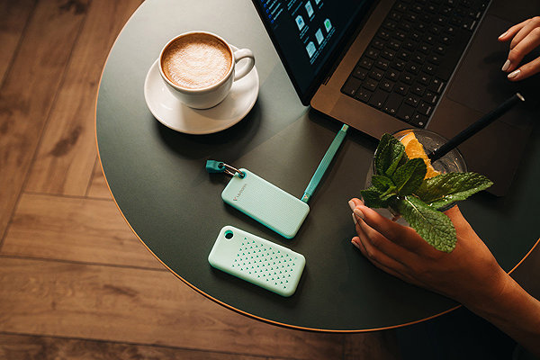 External Hard Drive VERBATIM Pocket SSD 2TB blue + 2x rubber case ...
