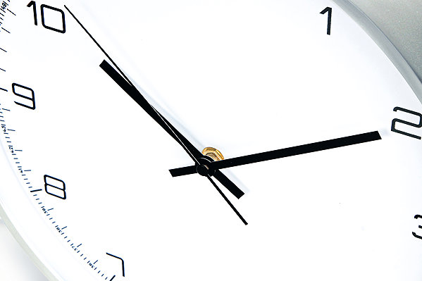 Wall Clock ELDONEX Stockholm Analogue Clock, Silver ...
