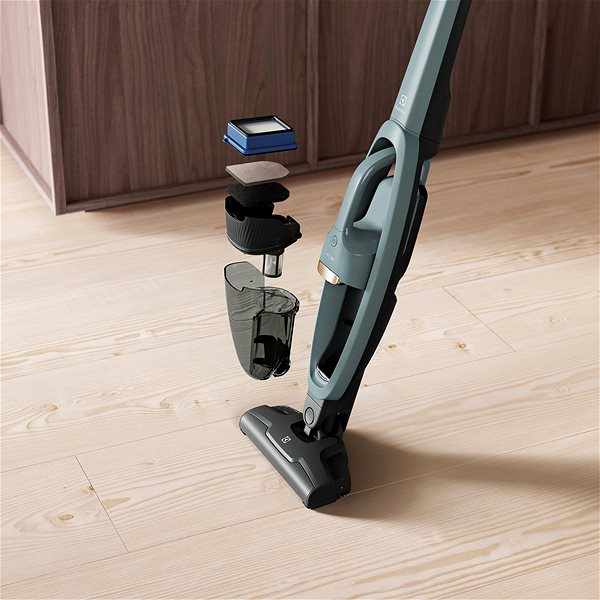 Upright Vacuum Cleaner Electrolux WQ61-40OG Lifestyle