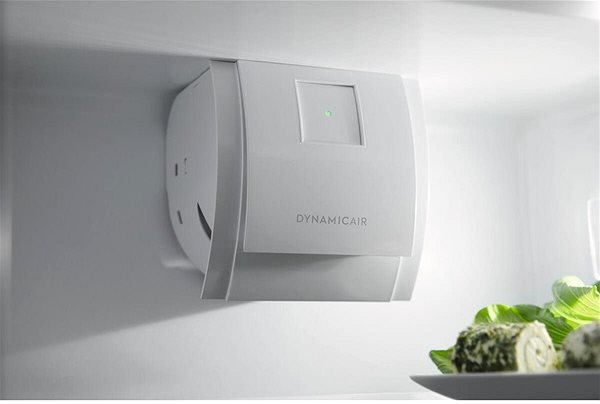Built-in Fridge ELECTROLUX LNT7TF18S Lifestyle