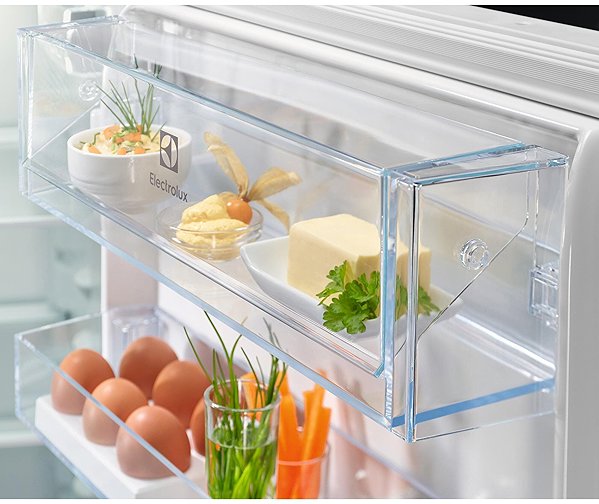 ELECTROLUX 600 Twintech ENT6NE18S Built-in Fridge.