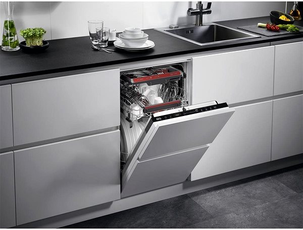 Narrow Built-in Dishwasher AEG Mastery MaxiFlex FSE73527P Lifestyle