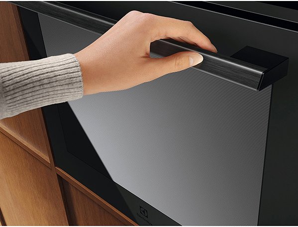 Built-in Oven ELECTROLUX EOB9S3XT ...