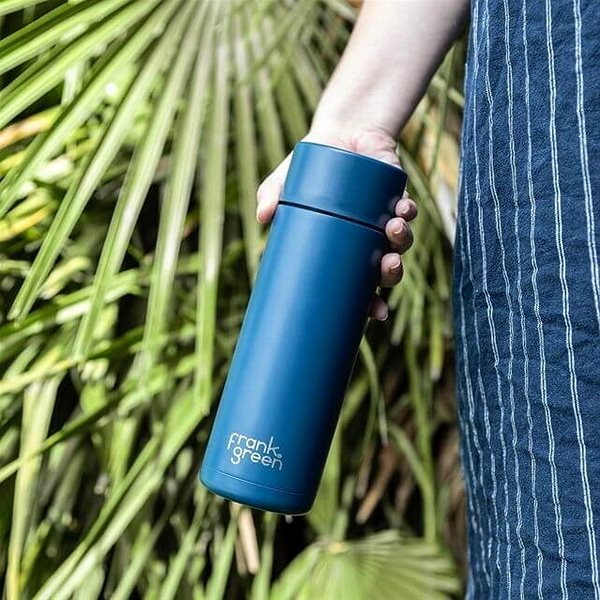 Thermal Mug Frank Green Ceramic Deep Ocean Straw Lid 595ml Lifestyle