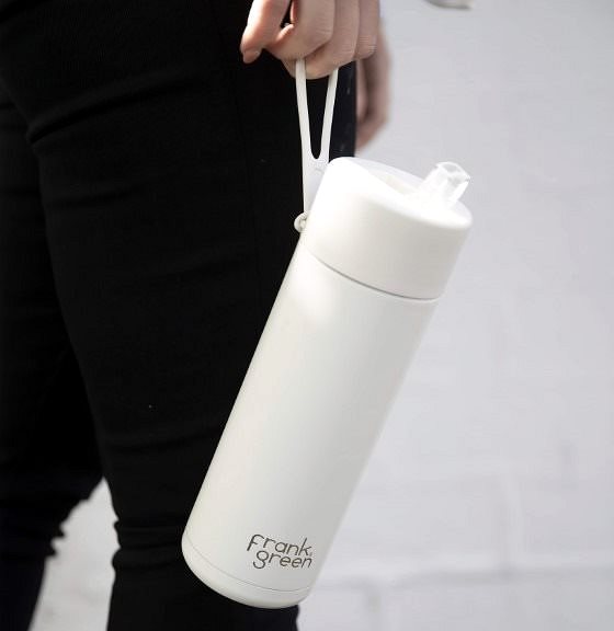 Thermal Mug Frank Green Ceramic Black Straw Lid 1000ml Lifestyle 2