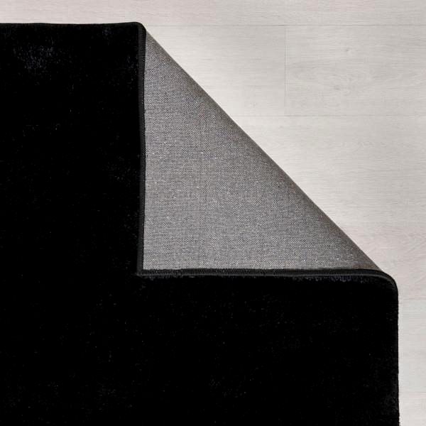 Koberec Flair Rugs Kusový koberec Indulgence Velvet Black 80 × 150 cm ...