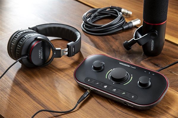 Külső hangkártya Focusrite Vocaster Two Studio Lifestyle