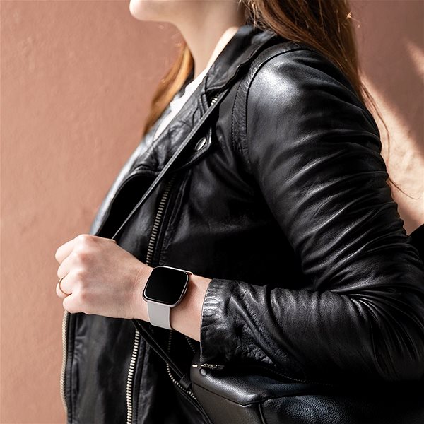 Smart Watch Fitbit Versa 2 (NFC) - Stone/Mist Grey Lifestyle
