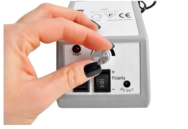 Electric nail file Beautylushh 8942 Nail file with attachments .