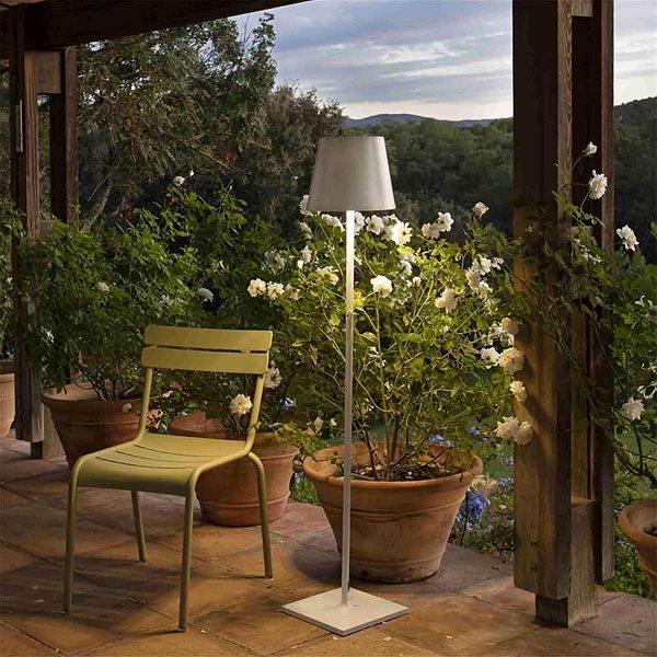 Garden Lighting FARO 70786 - LED OUTDOOR LAMP TOC LED/4,5W/230V IP54 Lifestyle