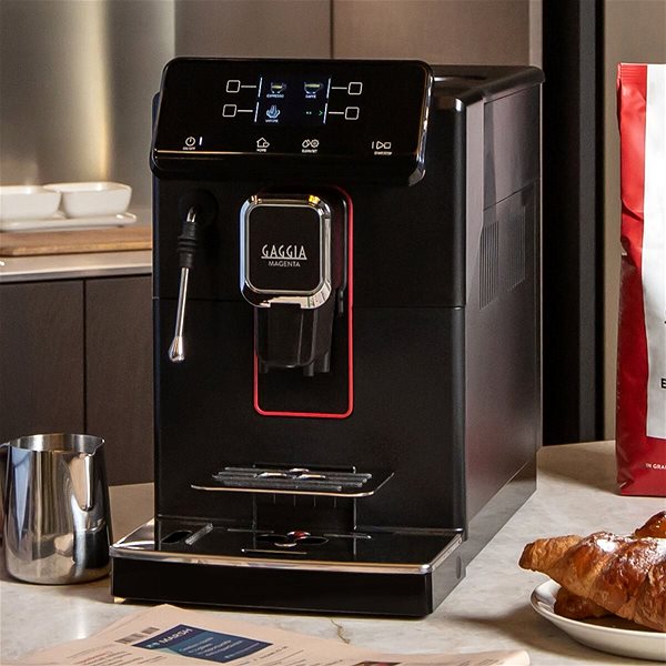 Automatic Coffee Machine Gaggia MAGENTA PLUS Lifestyle