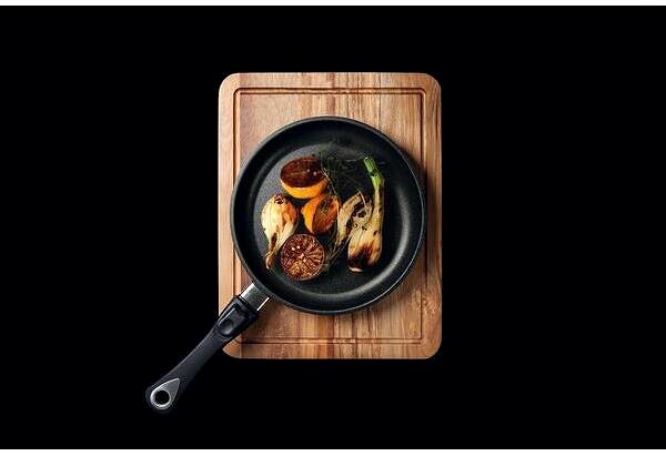AMT Gastroguss Cast iron pan for fish 35 cm, suitable for induction .