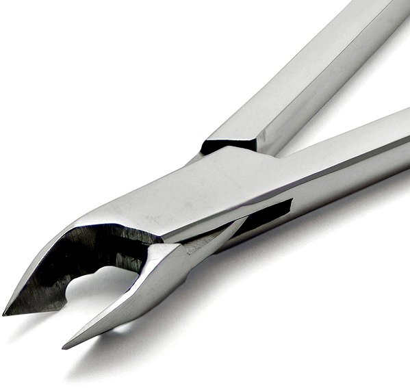 Nail clippers Giesen & Forsthoff Cuticle clippers with fine jaws and sharp blades length 10,5 cm .