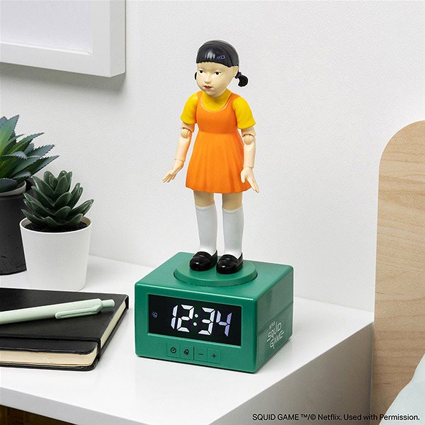 Squid Game - Young-hee - Alarm Clock.
