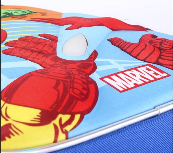 Detský ruksak Marvel: Avengers – detský 3D blikajúci batoh ...