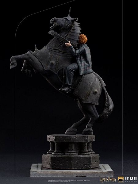 Figúrka Ron Weasley at the Wizard Chess – Deluxe Art Scale 1/10 – Harry Potter ...