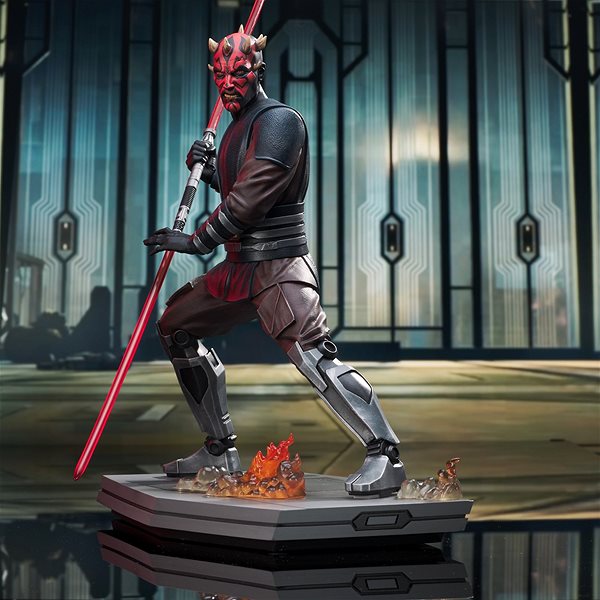 Star Wars: The Clone Wars - Darth Maul figure .