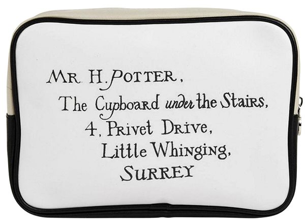 Cosmetic bag Harry Potter: Hogwarts and Hedwig - cosmetic bag .