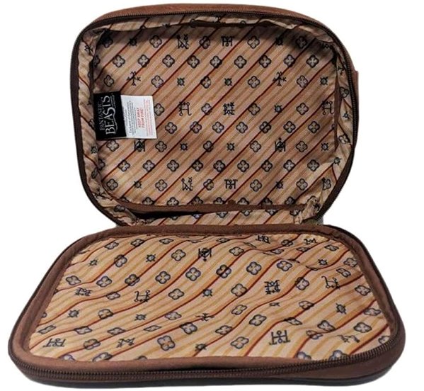 Cosmetic bag Fantastic Beasts: Newt Scamander - Cosmetic bag .