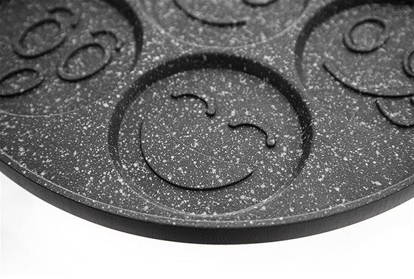 Pan GRANDE SMILEY Pan for 7 Pancakes Features/technology
