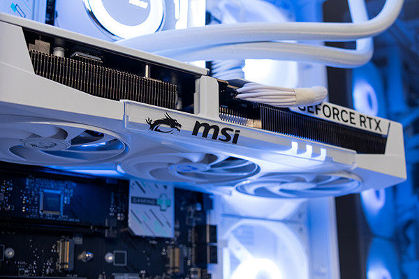 Gaming PC HAL3000 Master Gamer Ultimate-K (Ultra 7 270K Plus, RTX 5070 Ti) ...