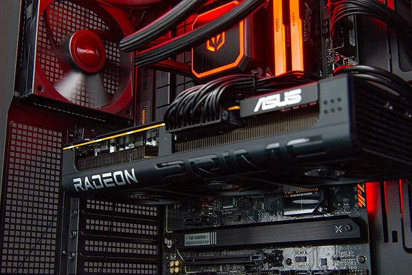 Gaming PC HAL3000 Master Gamer Elite (i7-14700F, RX 9070 XT) ...