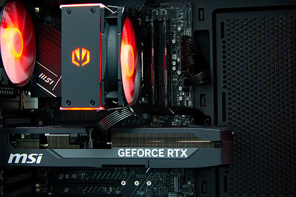 Gaming PC HAL3000 Master Gamer (i5-14400F, RTX 5070) ...