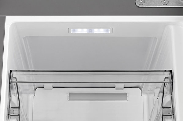 American refrigerator HISENSE RQ5P470SAID .