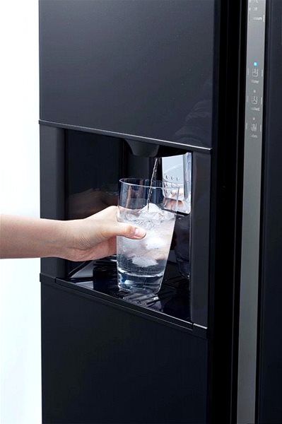 American Refrigerator HITACHI R-SX700GPRU0-GBK Lifestyle