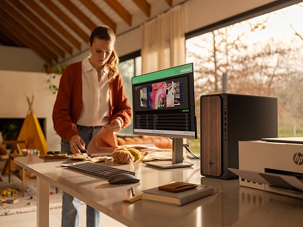 Computer HP OmniDesk AI PC M03-0007nc ...