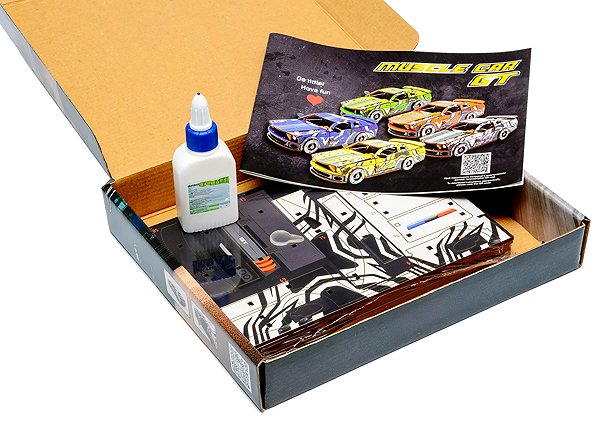 Fa puzzle BusyKids 3D építőkészlet, fa - Muscle Car, fehér ...