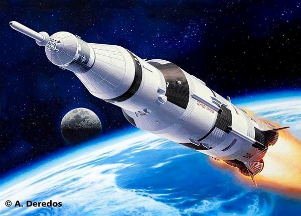 Plastic ModelKit space 04909 - Saturn V.