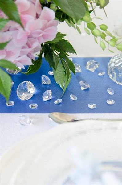 Konfety Bezfarebné diamantové konfety na stôl – svadba 100 ks ...