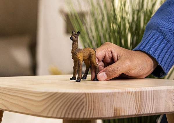 Figure Schleich Llama Cub 14890 ...