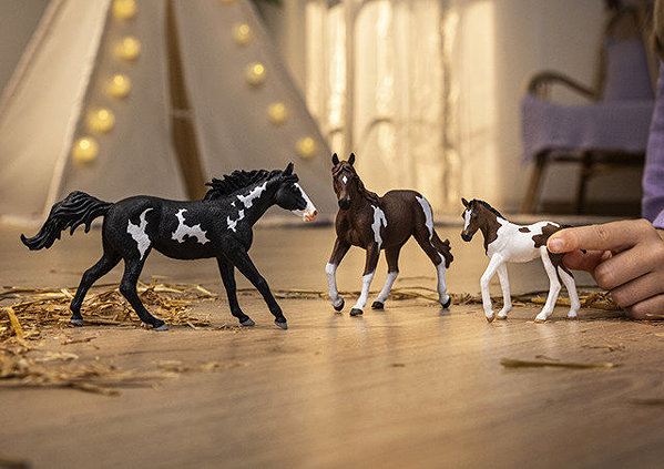 Figure Schleich Paint Horse Foal 14899 ...
