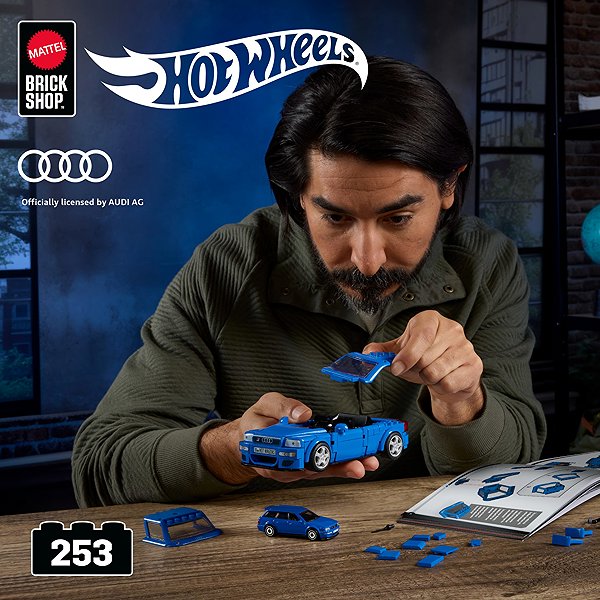 Építőjáték Mattel Brick Shop Hot Wheels Speed Series ´94 Audi Avant RS2 ´94 Audi Avant RS2 ...