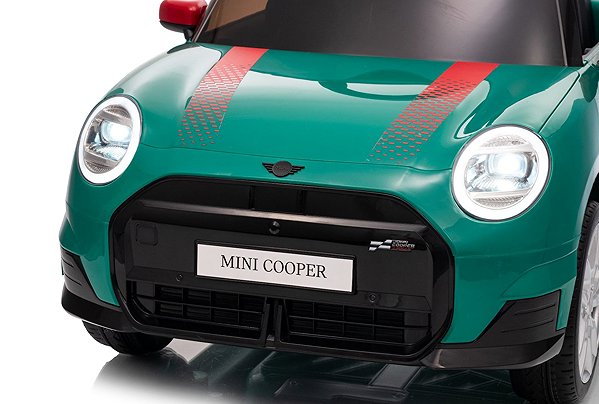 Beneo Motors Mini Cooper JCW 12V green electric car for kids.