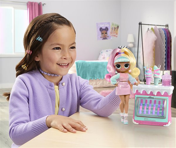 Bábika L.O.L. Surprise! OMG Nechtové štúdio s bábikou – Candylicious Sprinkles Shop ...
