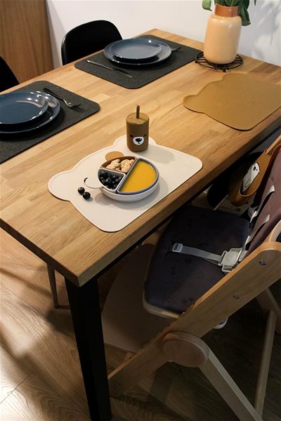 Kidnort Retter dark placemat.