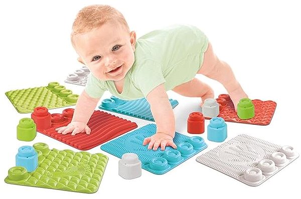 Habszivacs szőnyeg Clementoni Clemmy baba szenzoros párnák kockákkal ...