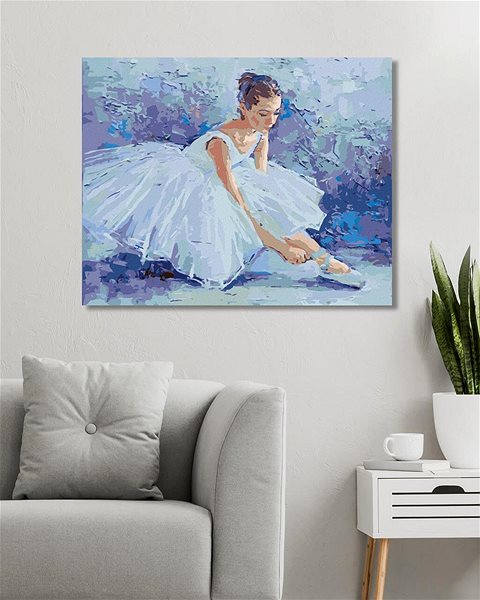 Maľovanie podľa čísel Baletka zaväzujúca si svoje baletné špičky, 80 × 100 cm, plátno napnuté na rám ...