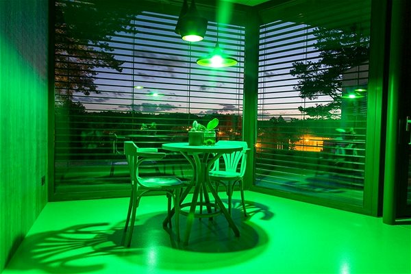 LED izzó Immax NEO LITE E27 11W RGB+CCT, színes és fehér, WiFi, 3 darab Lifestyle