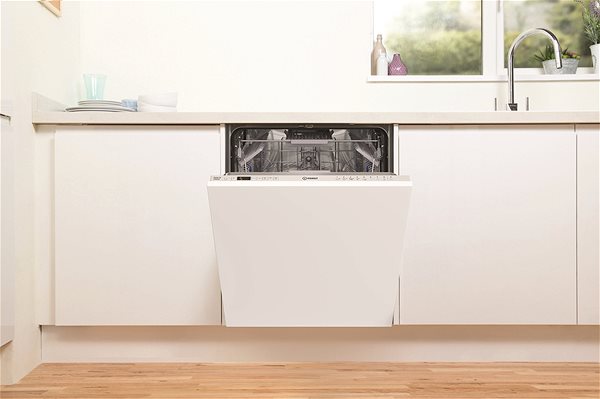 Built-in Dishwasher INDESIT DIO 3C24 AC E Lifestyle