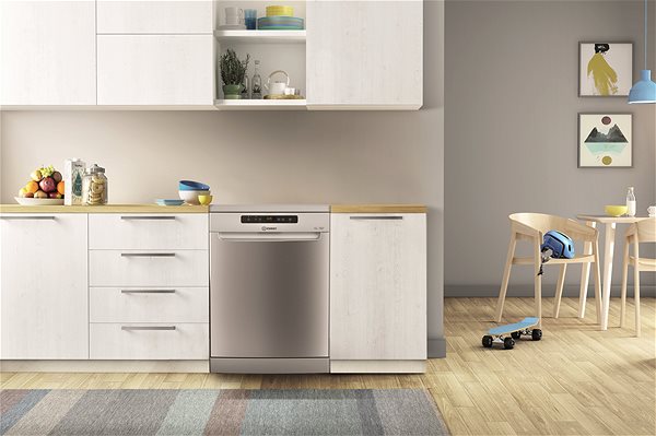 Dishwasher INDESIT DFO 3T133 A F X Lifestyle